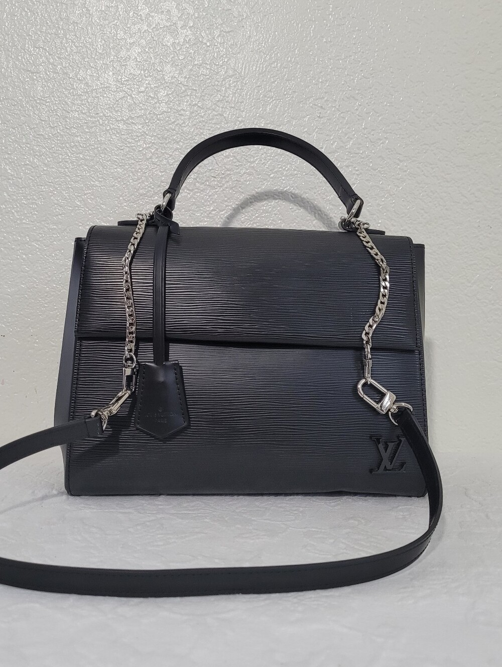 Louis Vuitton Cluny BB Noir Black Epi Leather Satchel Shoulder Bag Handbag Purse - Picture 2 of 16